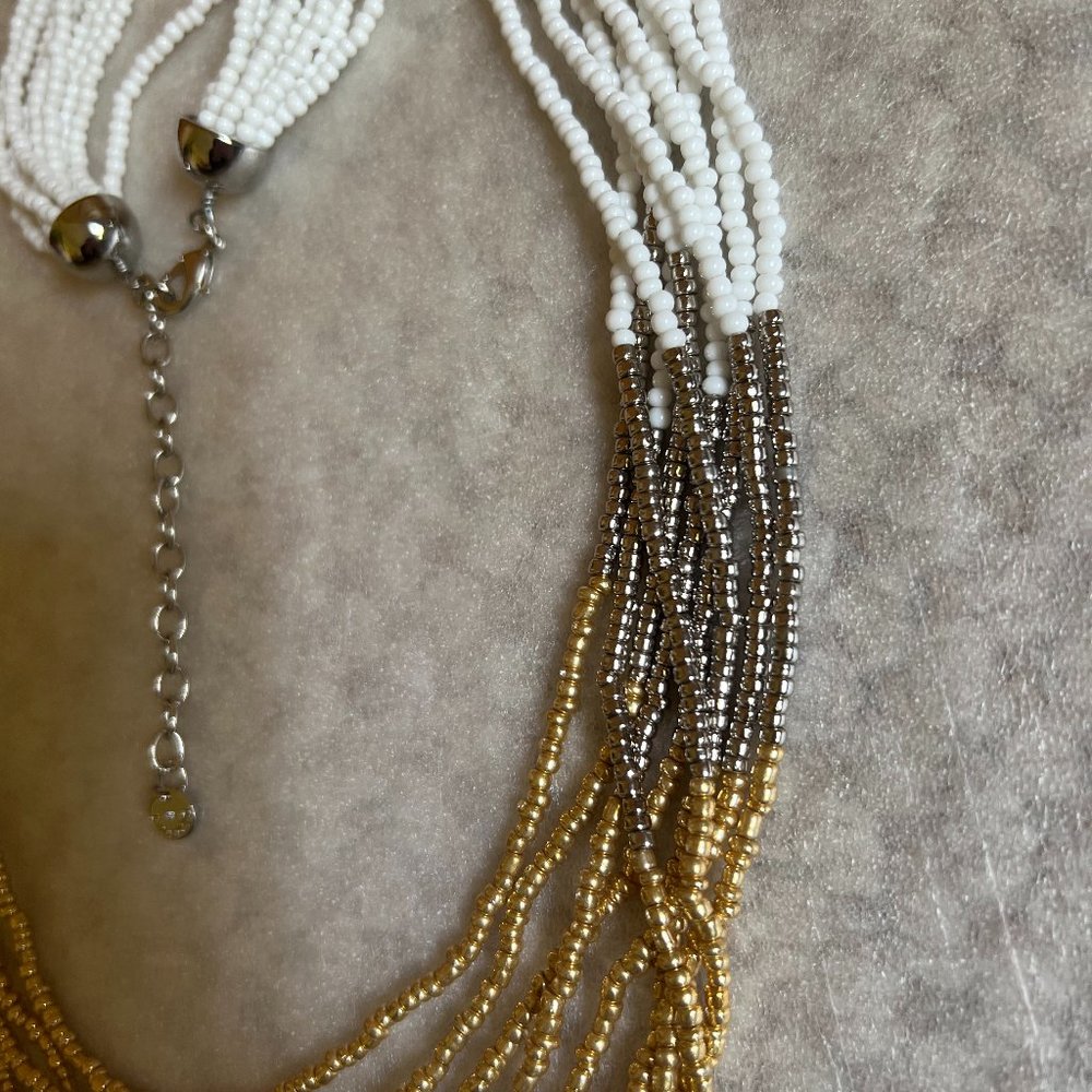 TALBOTS - Long Tri-Color Multi-Strand Beaded Necklace - Excellent Condition - Picture 5 of 8